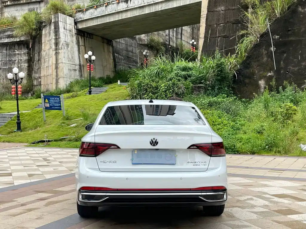 Volkswagen Sagitar — миниатюра 8
