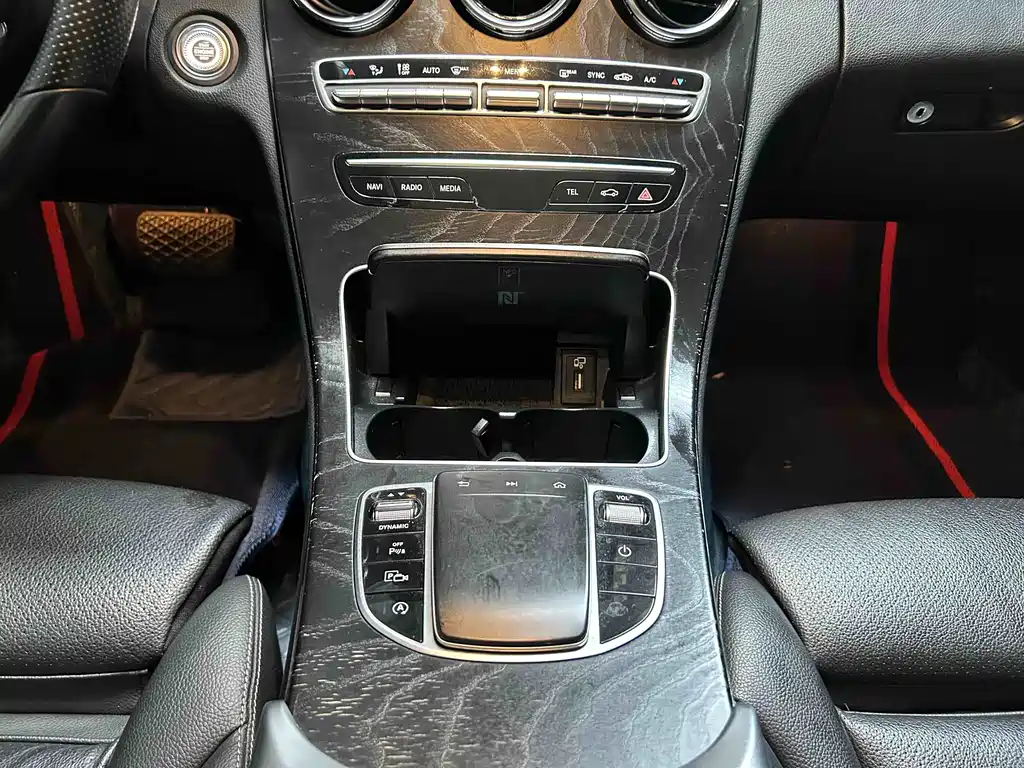 Mercedes-Benz C-Class — миниатюра 21