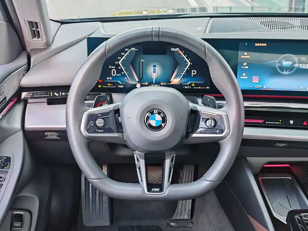 BMW 5 Series — миниатюра 19