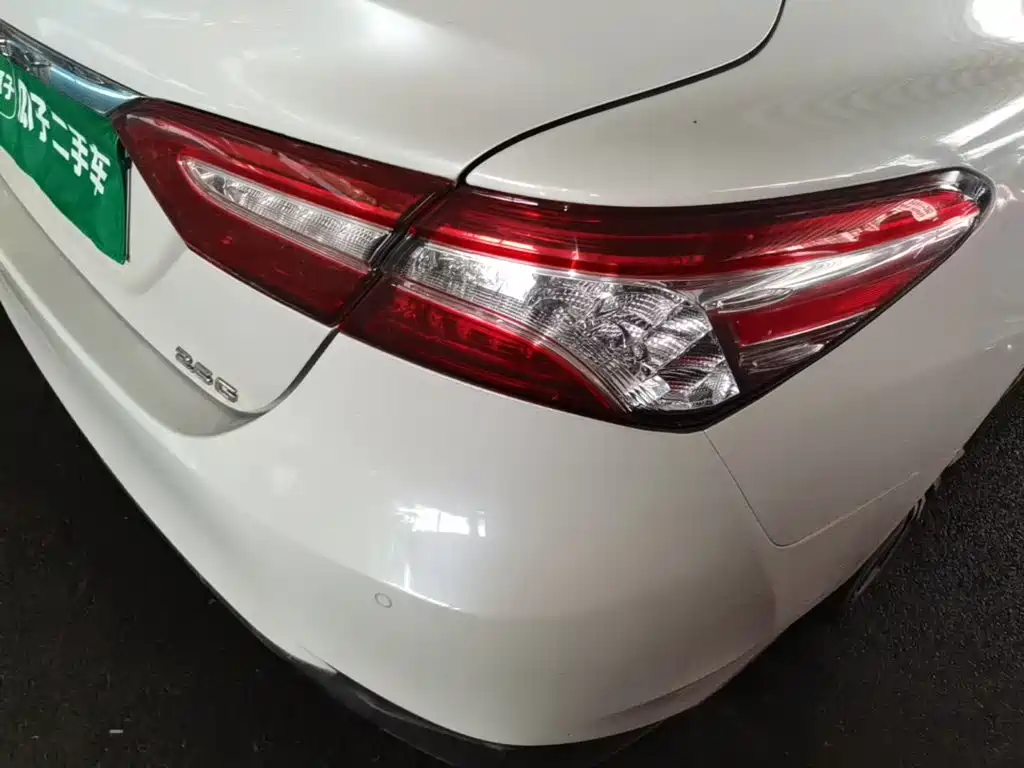 Toyota Camry 2021 2.5G Luxury