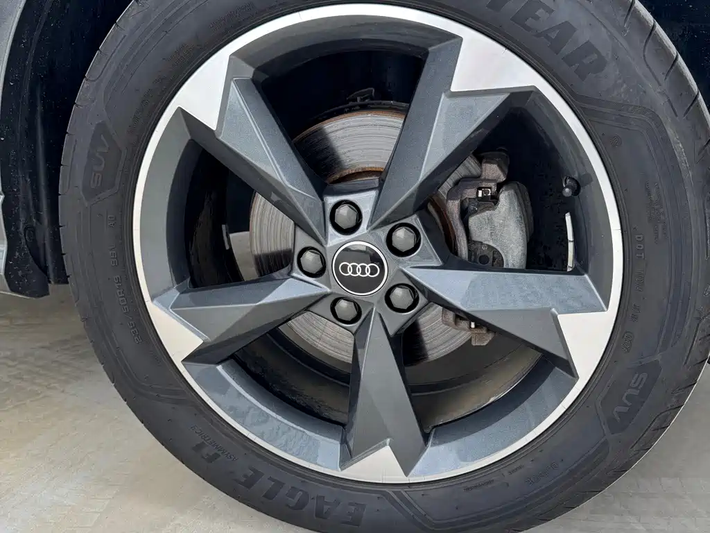 Audi Q3 — миниатюра 7