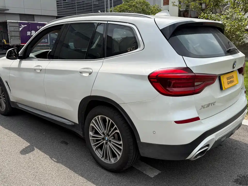 BMW X3 — миниатюра 6