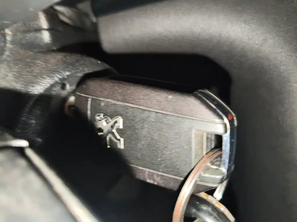 Peugeot 3008 — миниатюра 9