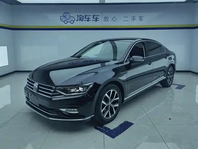 VOLKSWAGEN MAGOTAN 2021