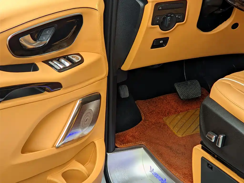 Mercedes-Benz Vito — миниатюра 7