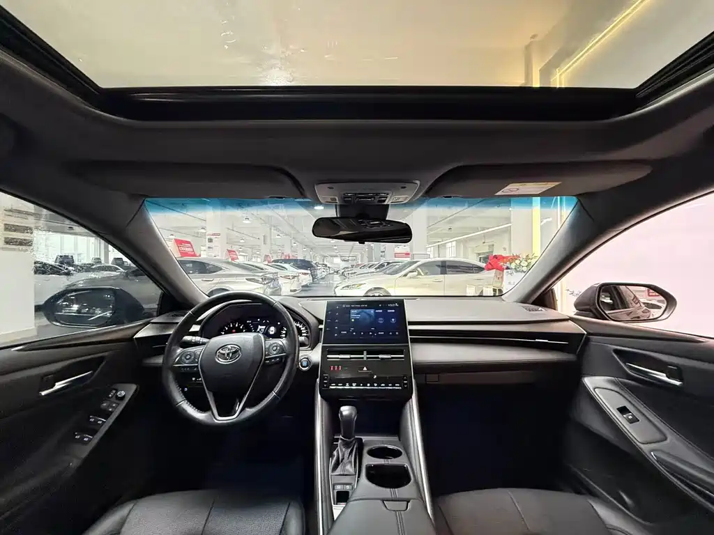 Toyota Avalon — миниатюра 7