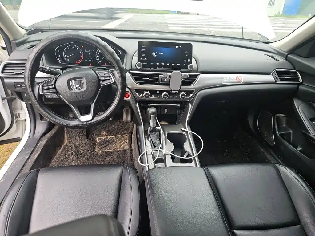 Honda Accord — миниатюра 5