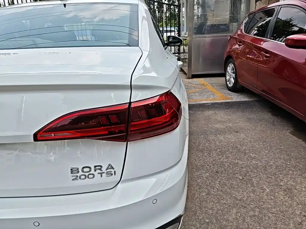 Volkswagen Bora 2024 200TSI DSG