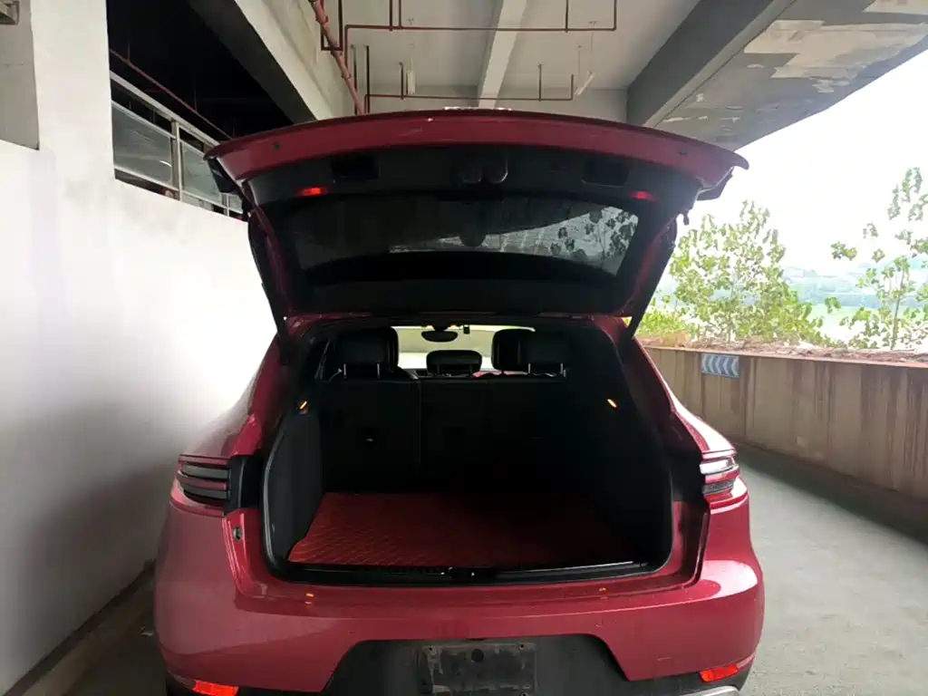 Porsche Macan — миниатюра 19