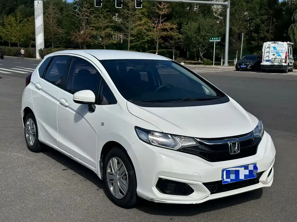 Honda Fit — миниатюра 3