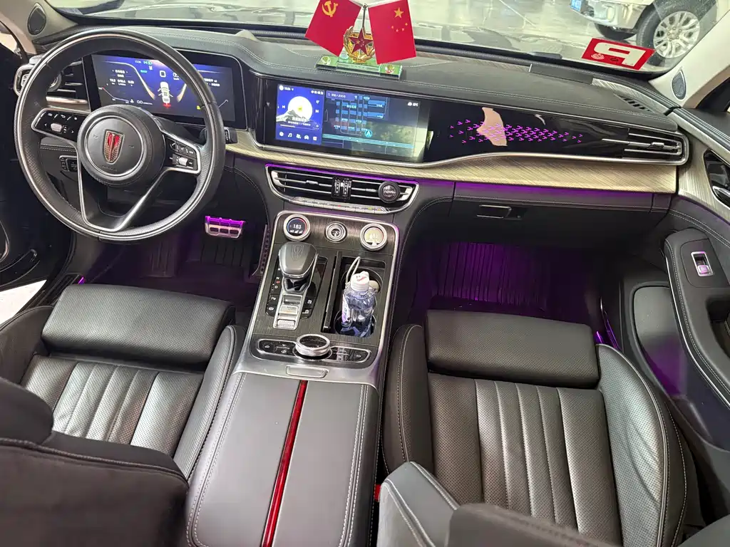 Hongqi H9 2023 2.0T