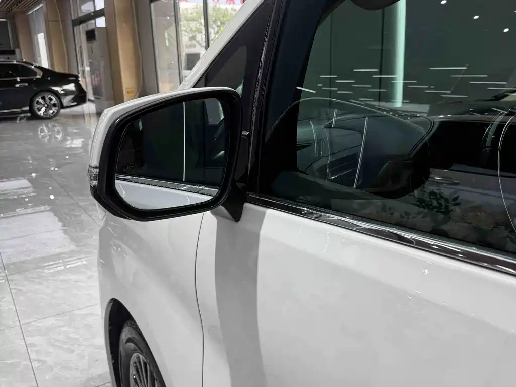 Toyota Alphard 2018 3.5L Luxury