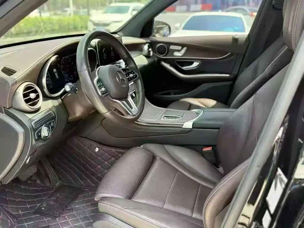 Mercedes-Benz GLC 2020 GLC 260 L 4MATIC Luxury