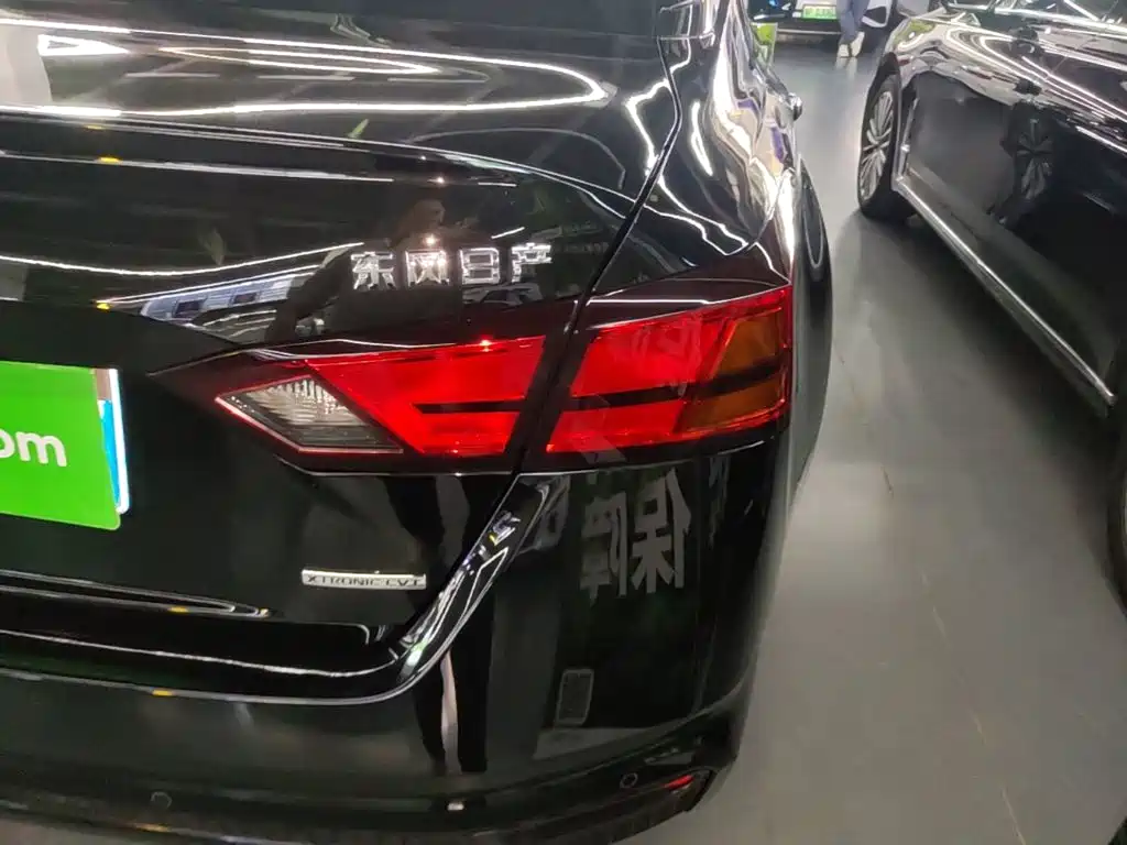Nissan Teana — миниатюра 8
