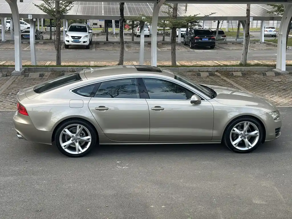 Audi A7 — миниатюра 2
