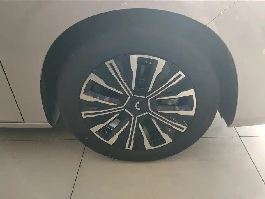 Wuling 730 2025 125km Luxury