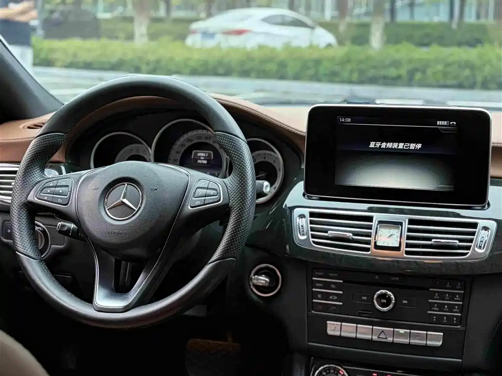Mercedes-Benz CLS — миниатюра 13