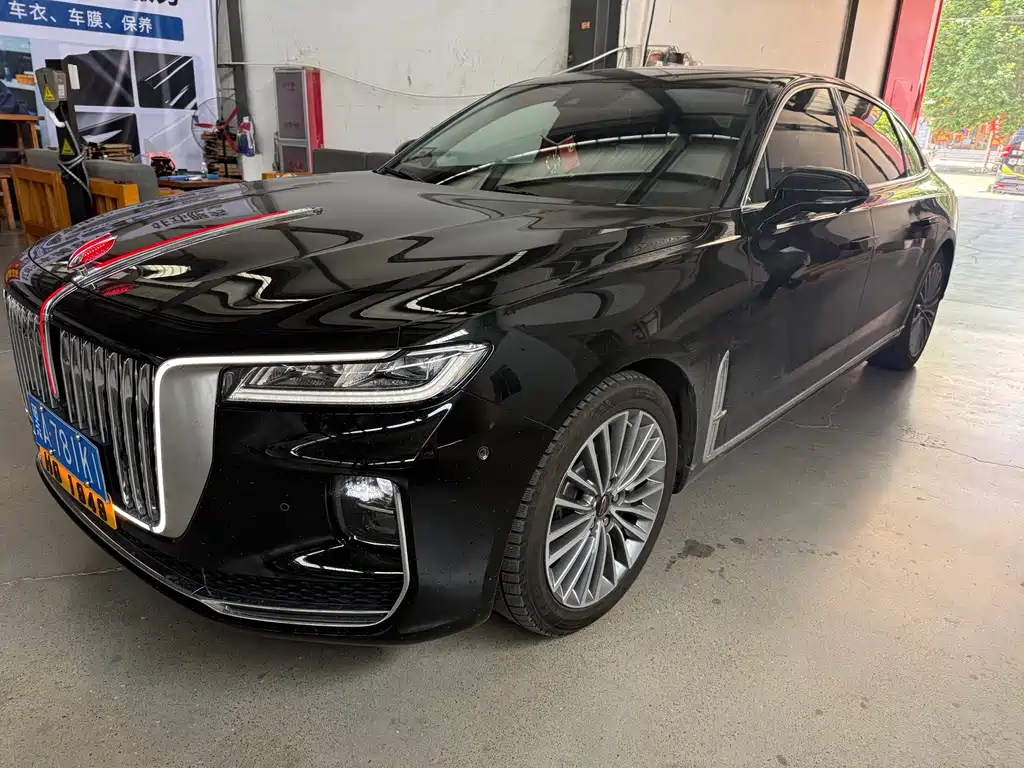 Hongqi H9 2023 2.0T