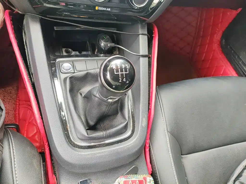 Volkswagen Sagitar — миниатюра 15