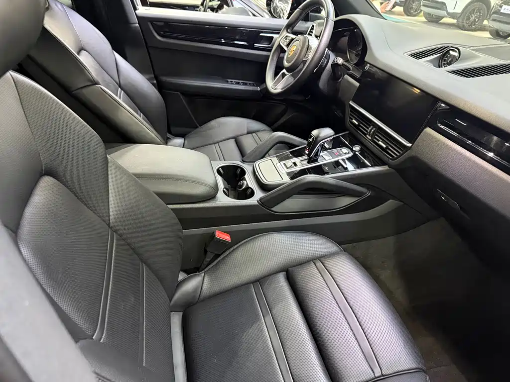 Porsche Cayenne 2019 Cayenne 3.0T