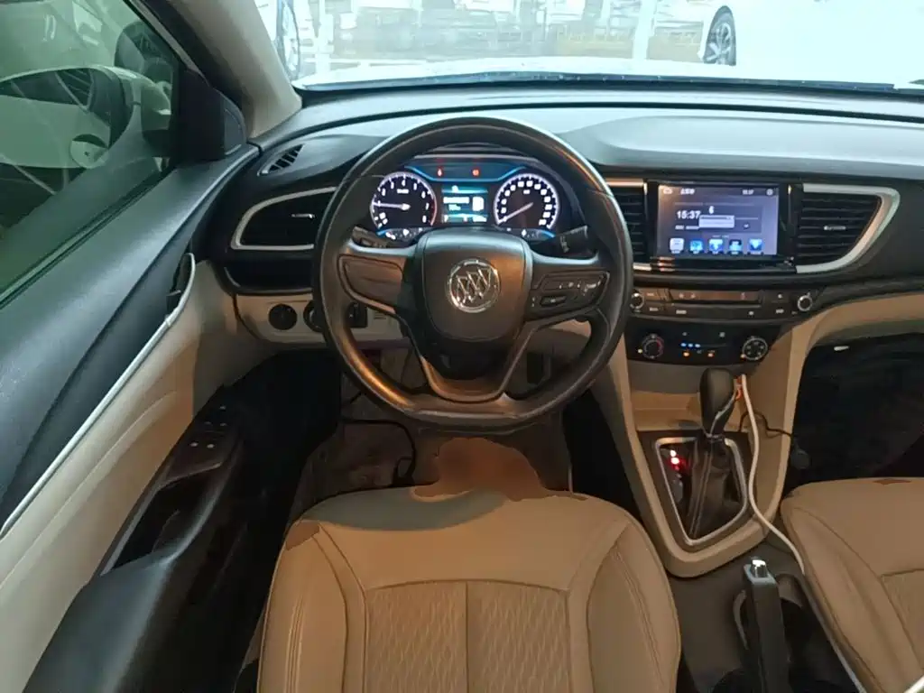 Buick Excelle — миниатюра 11