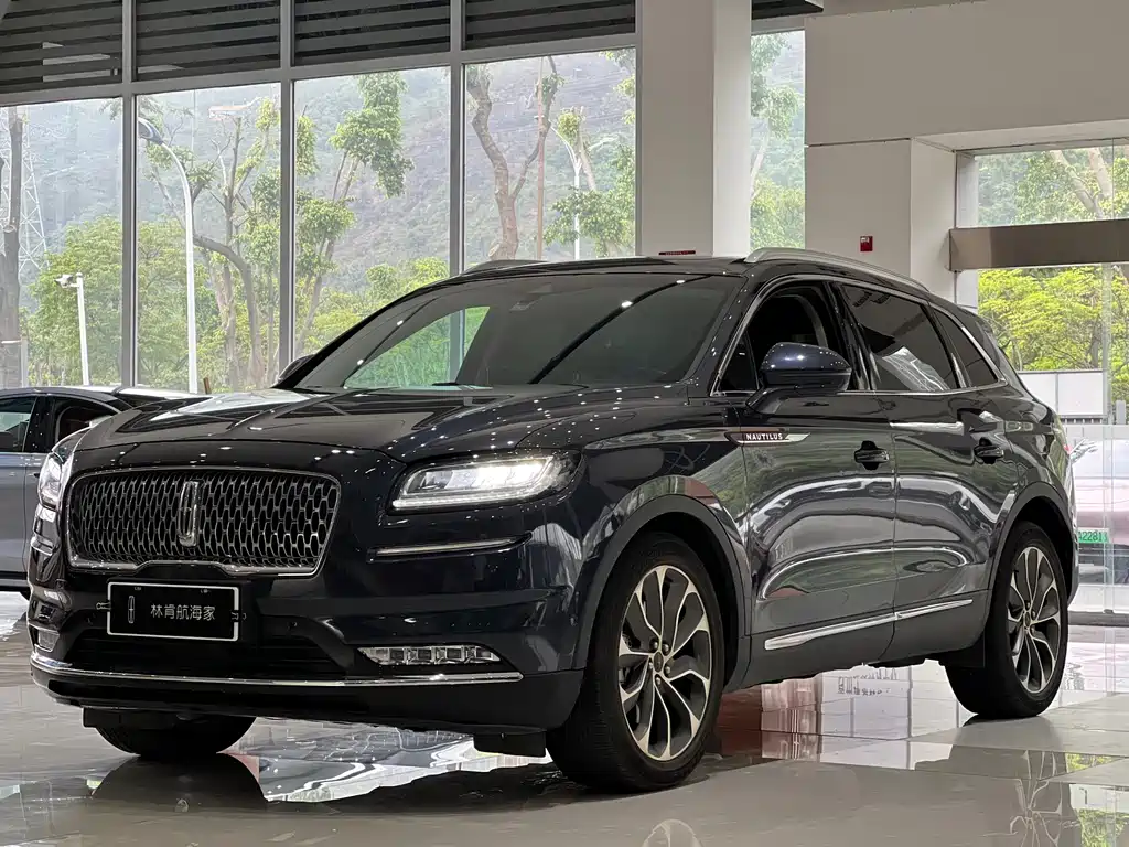 Lincoln Nautilus 2022