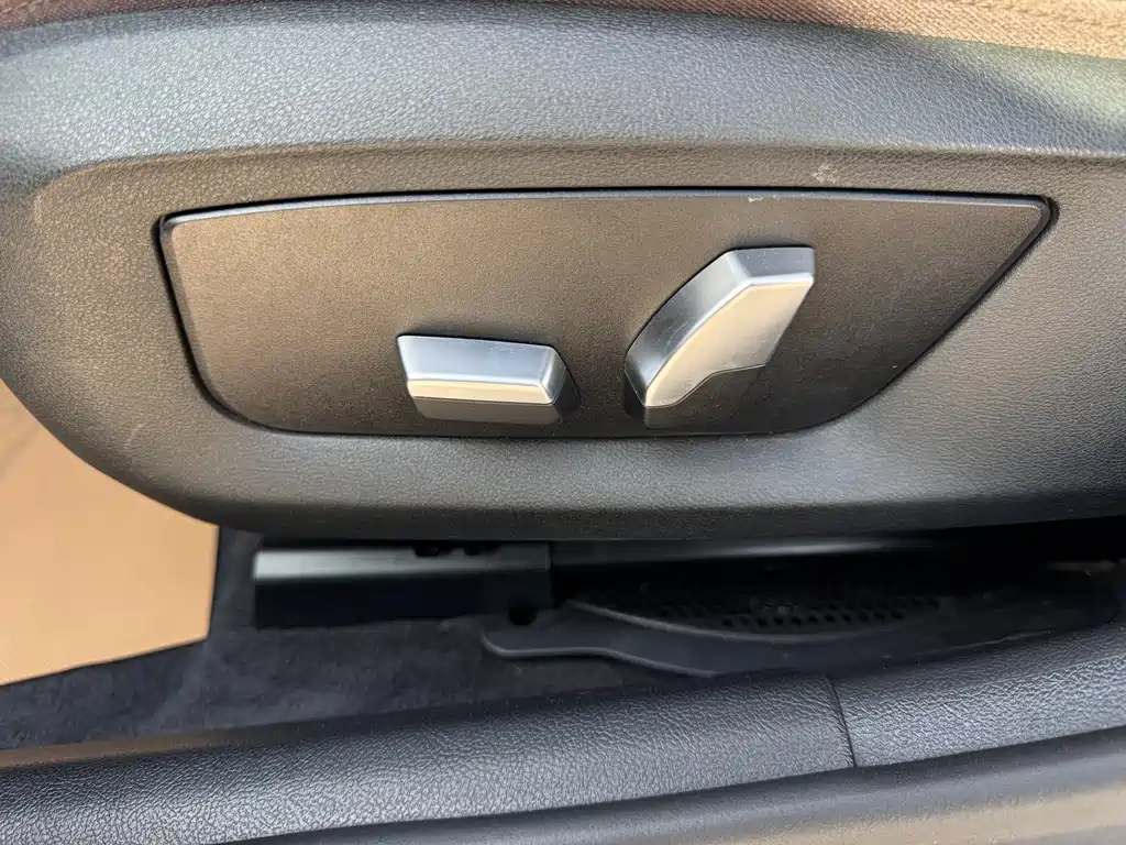 BMW 5 SERIES NEW ENERGY