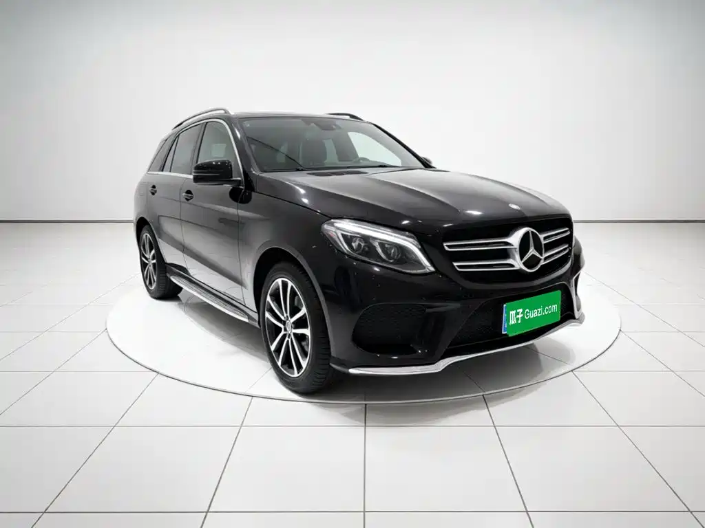 Mercedes-Benz GLE (Import) — миниатюра 3