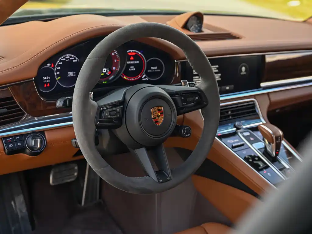 Porsche Panamera Hybrid — миниатюра 8