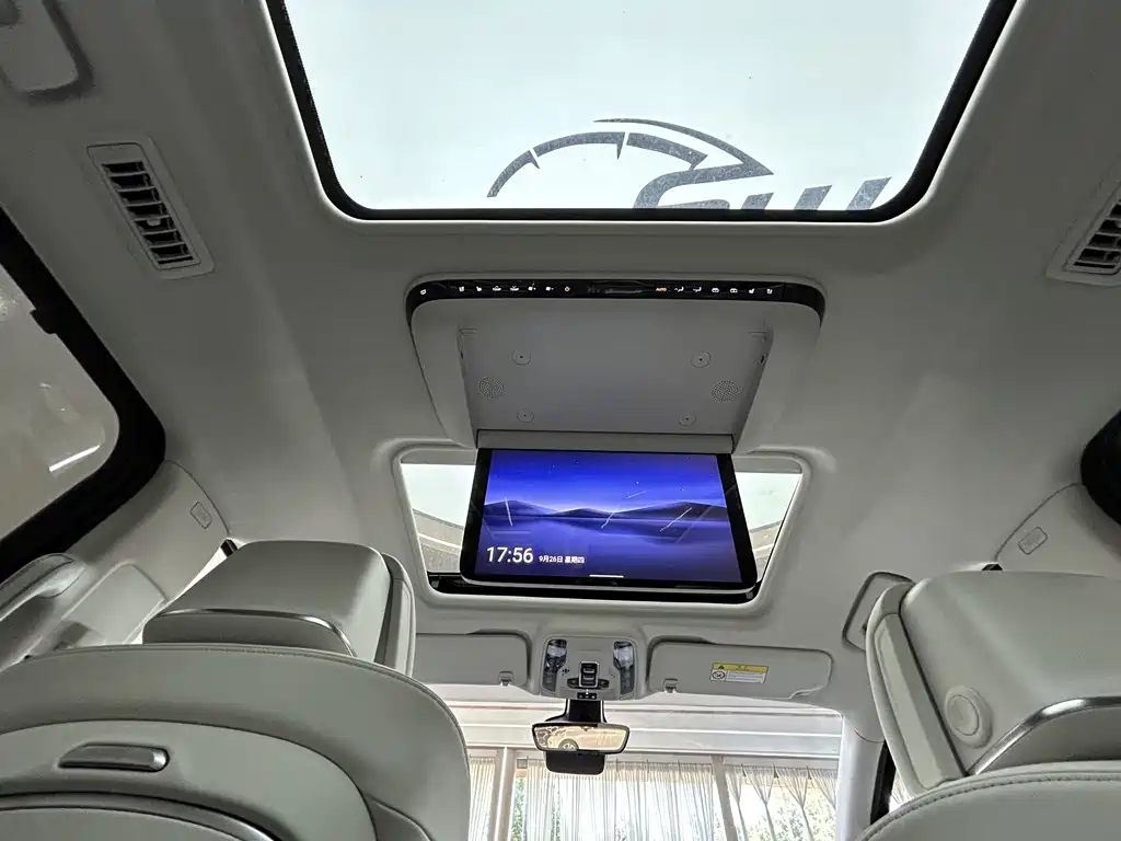 Buick GL8 Hybrid — миниатюра 17