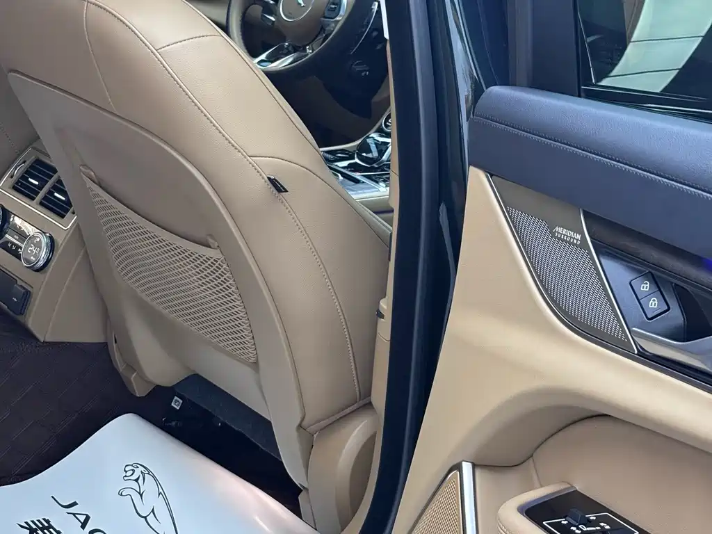Jaguar XFL — миниатюра 16