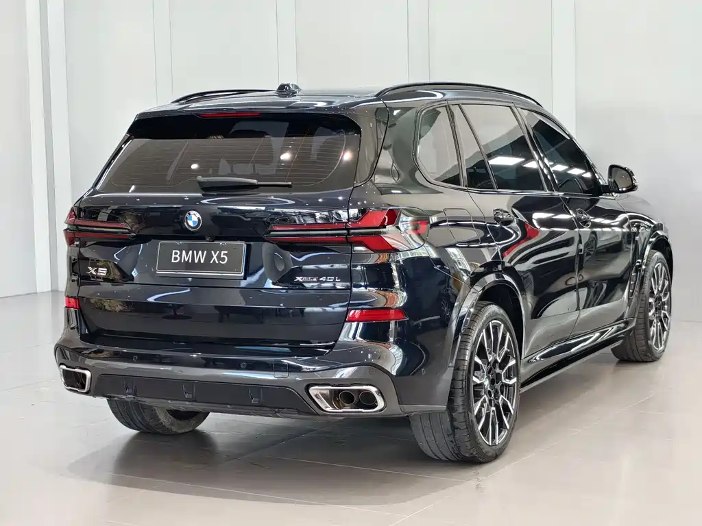 BMW X5 2023 xDrive 40Li M Sport
