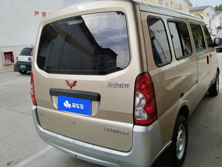 Wuling Rongguang — миниатюра 3