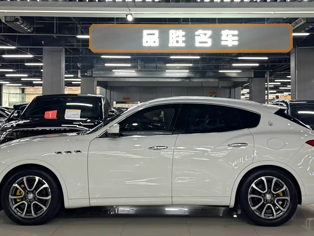 Maserati Levante — миниатюра 3
