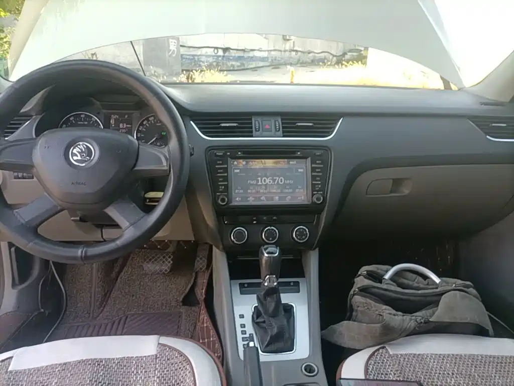 Skoda Octavia — миниатюра 13