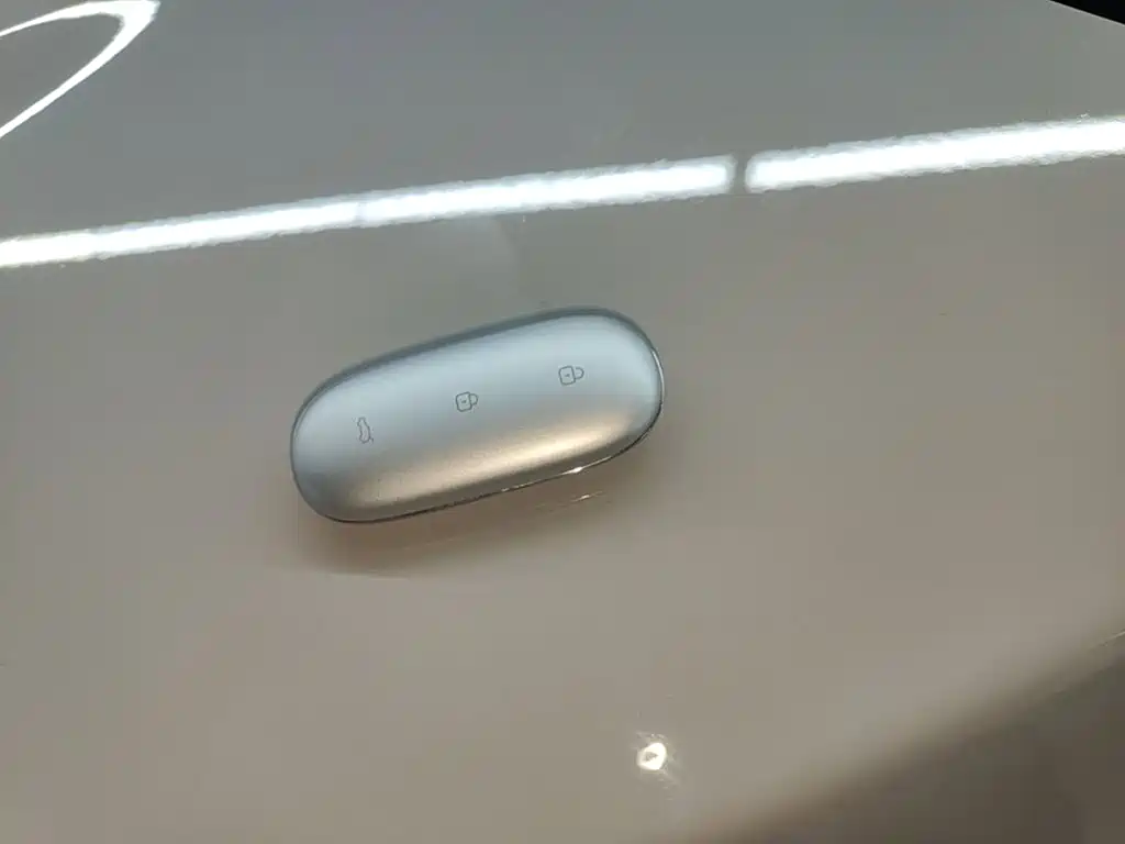Li Auto Li L6 — миниатюра 17