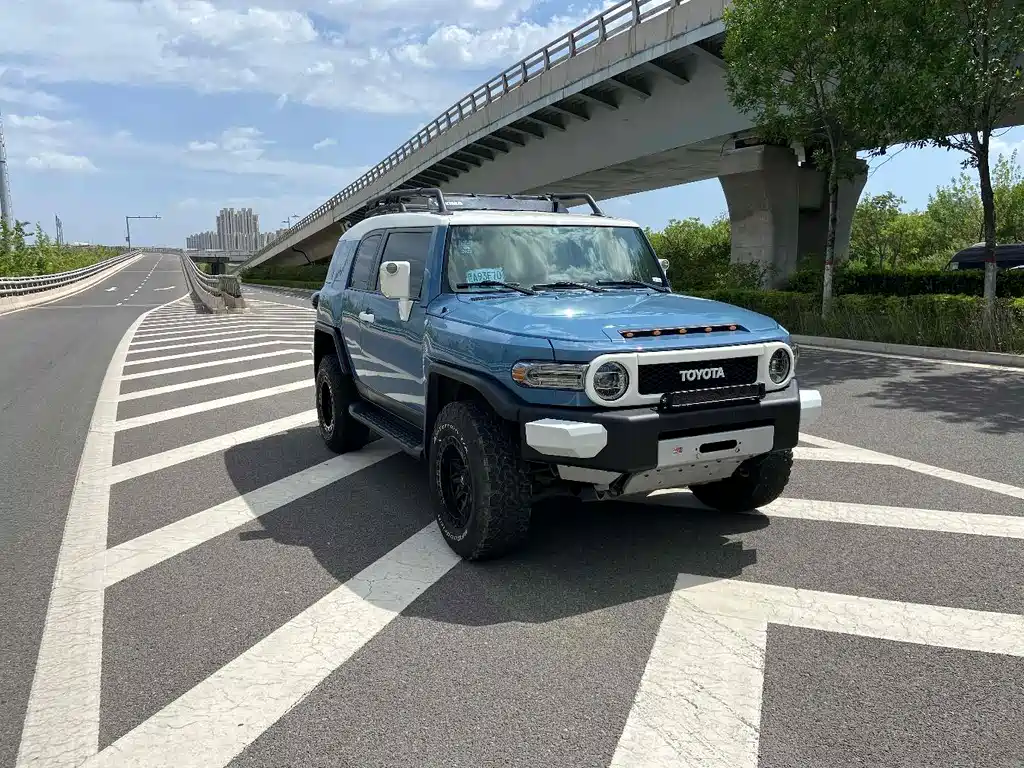 Toyota FJ Cruiser FJ 2020 4.0L AT
