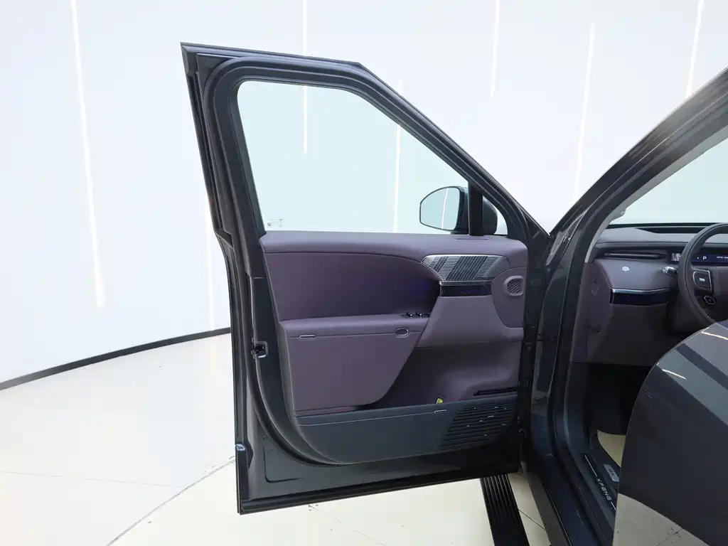 XPeng GX — миниатюра 10