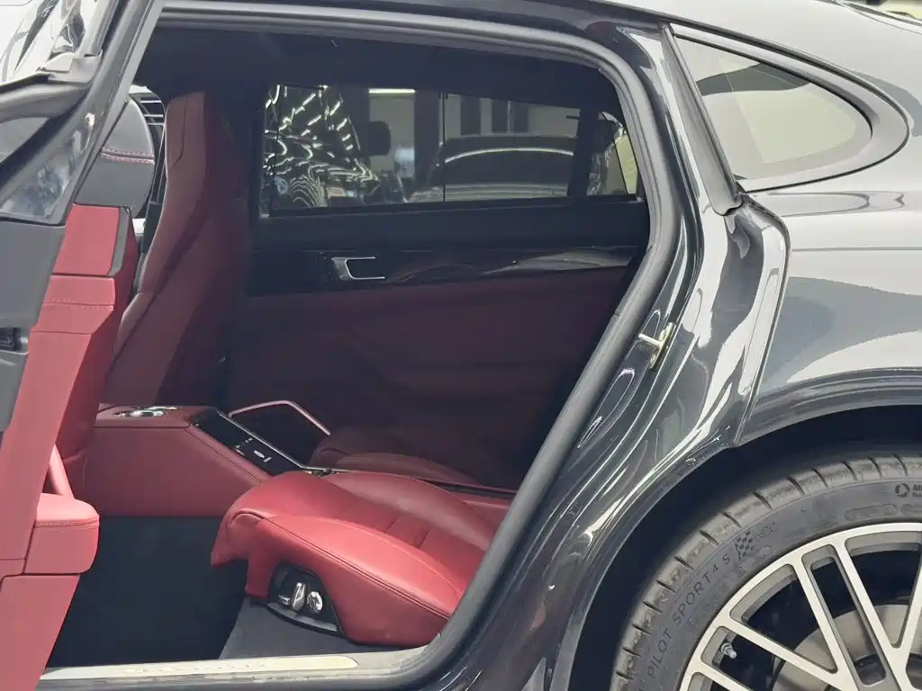 Porsche Panamera — миниатюра 9