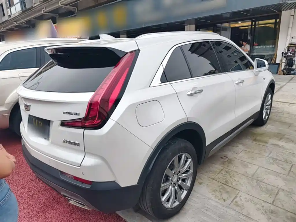 Cadillac XT4 — миниатюра 7