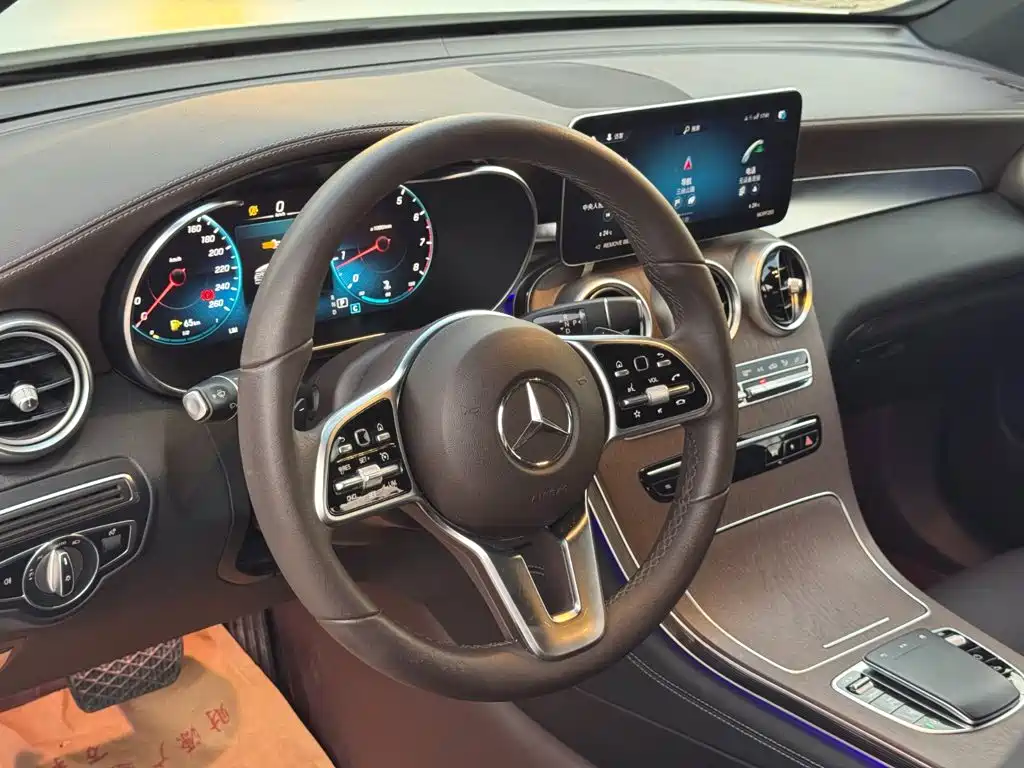 Mercedes-Benz GLC — миниатюра 9