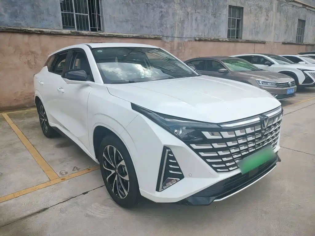 Changan UNI-Z New Energy — миниатюра 24
