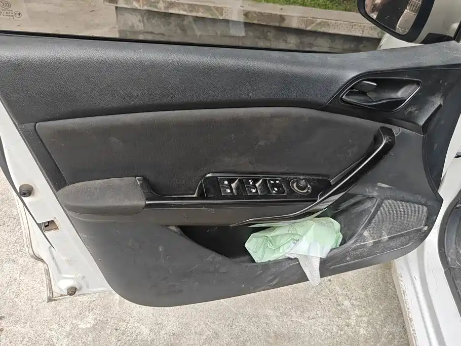 Baojun 310 — миниатюра 7