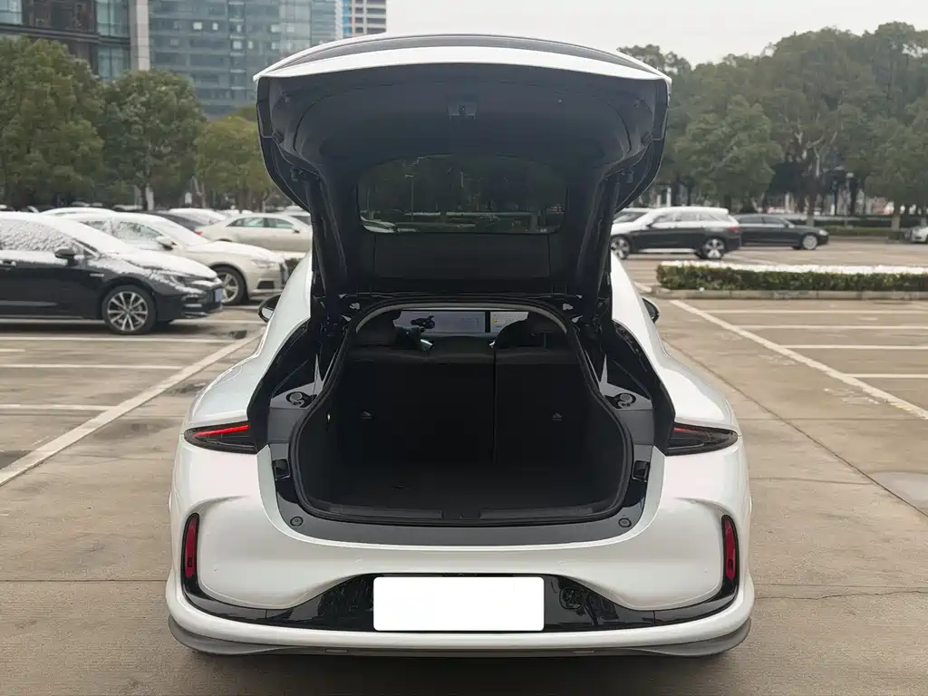 ZHIJI AUTOMOBILE ZHIJI L6