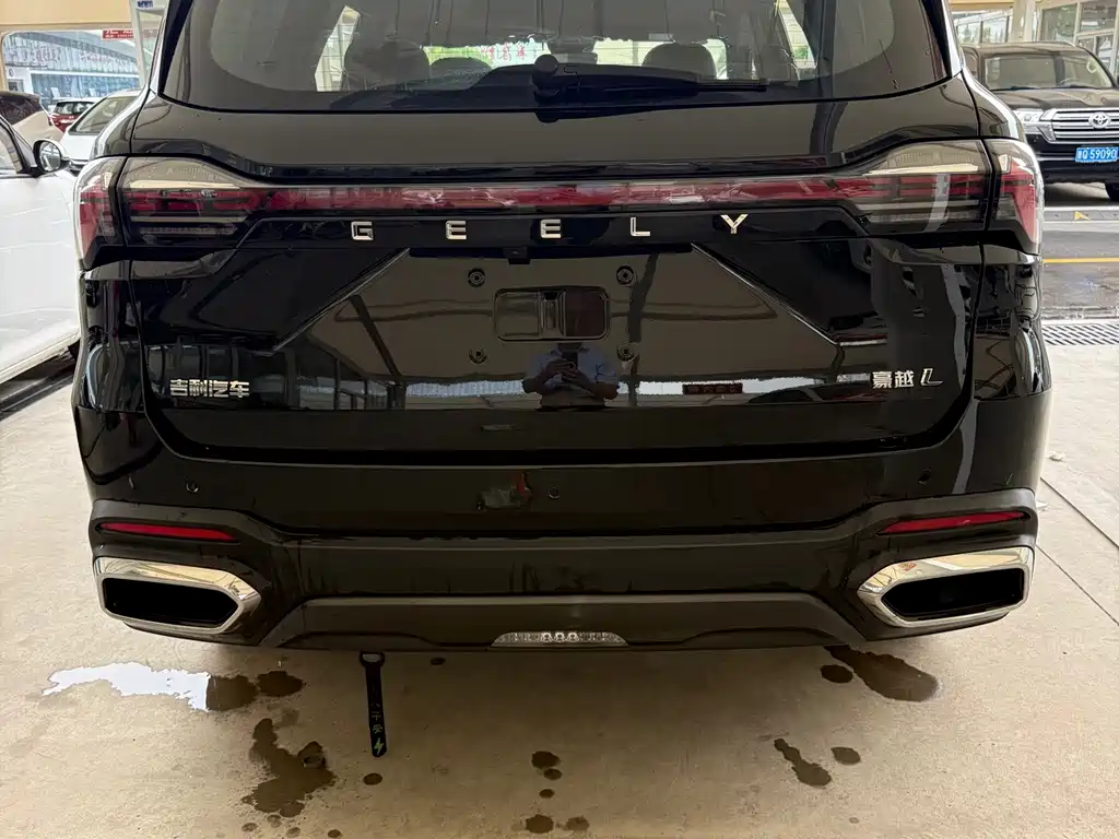 Geely Haoyue L — миниатюра 9