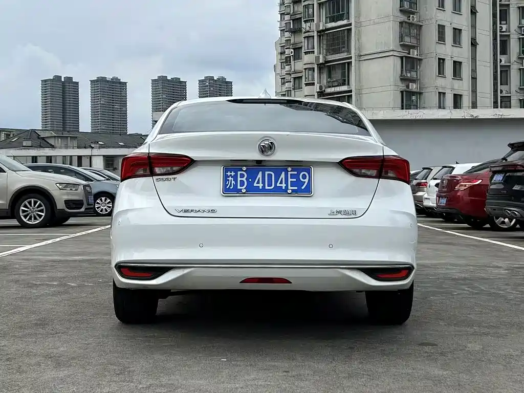 Buick Verano — миниатюра 9