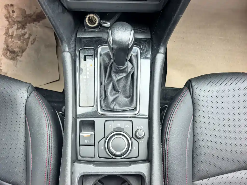 Mazda 3 Axela — миниатюра 12