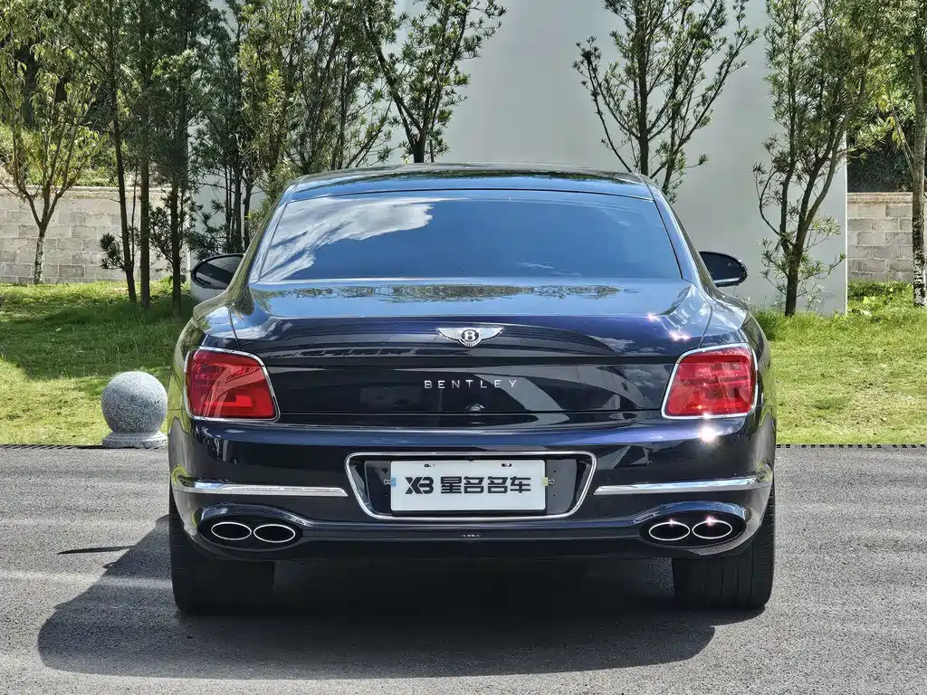 Bentley Flying Spur — миниатюра 19