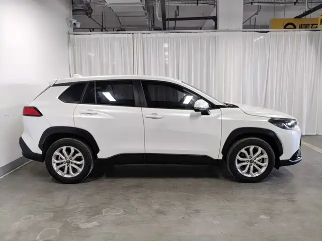 Toyota Frontlander 2023 2.0L CVT Elite