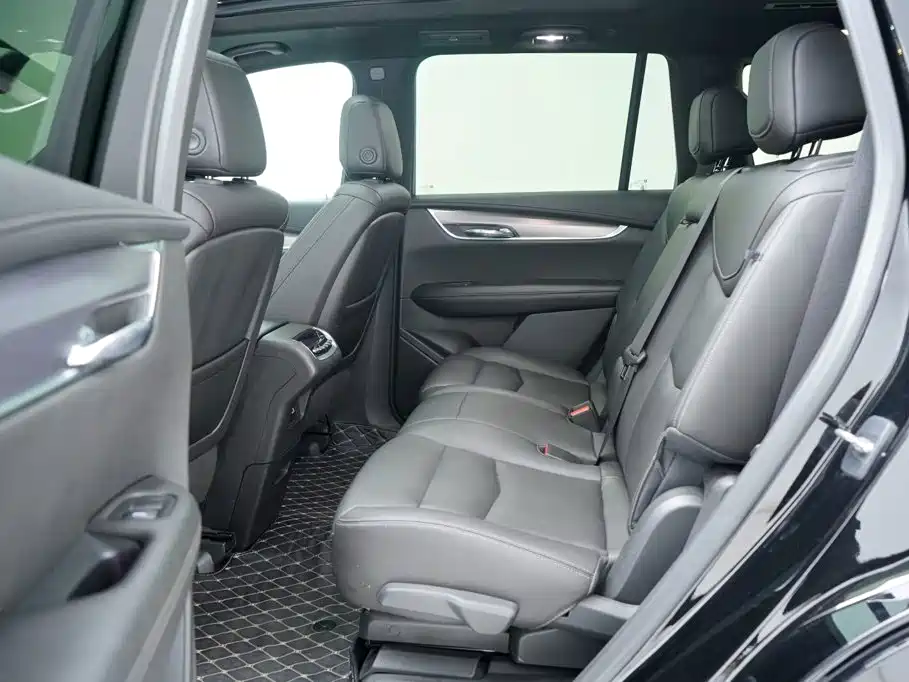 Cadillac XT6 — миниатюра 6
